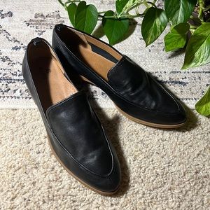 Black Leather pointed rounded toe loafer by Susina